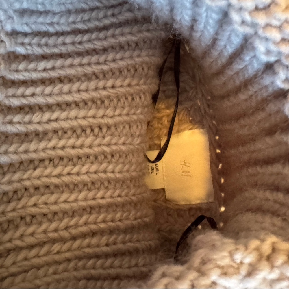 H&M Cream Turtleneck Sweater